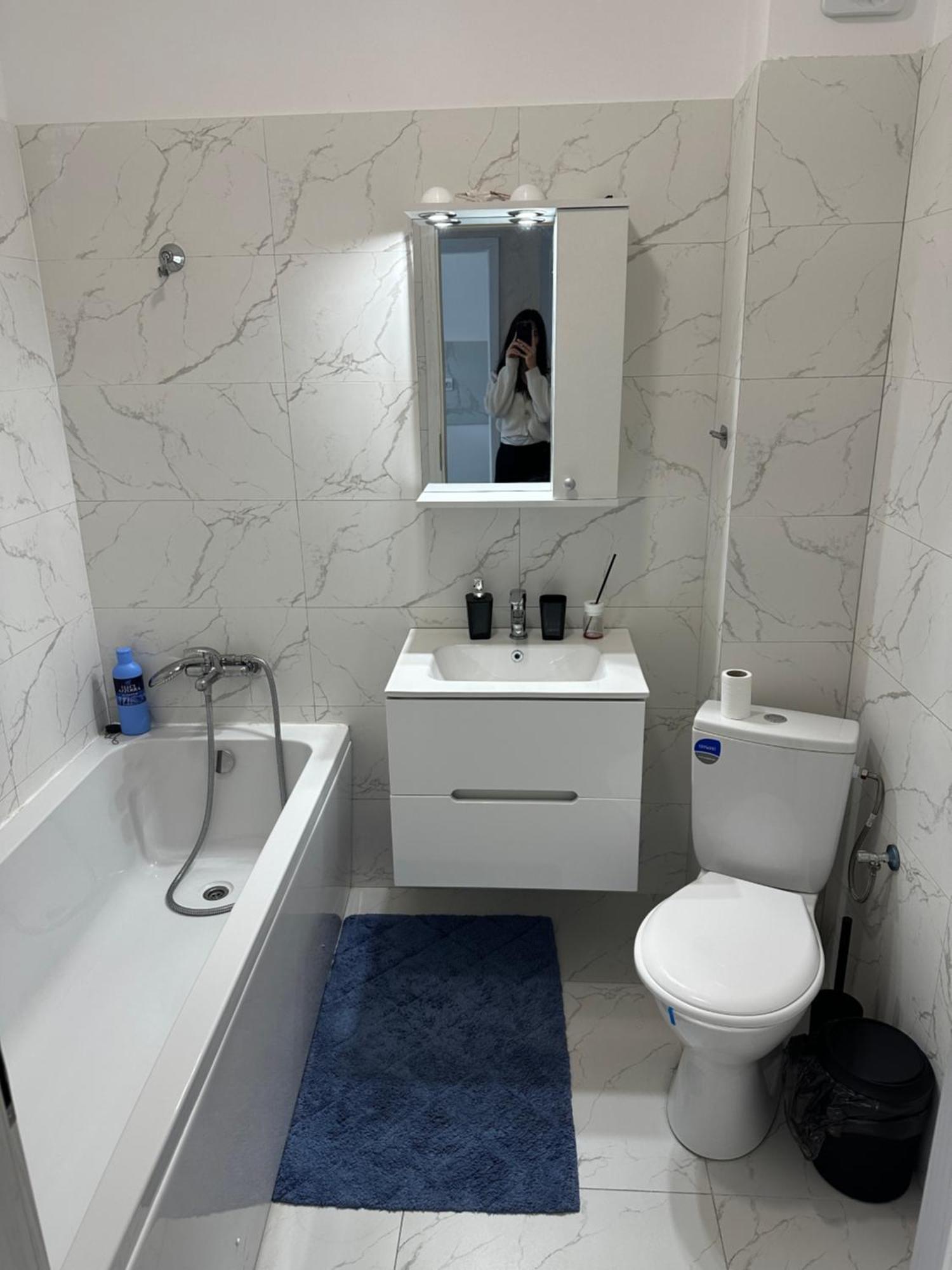 Stylish Apartment Militari - Parking Spot Chiajna المظهر الخارجي الصورة